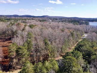 146 Bayview Ct, New London, NC 28127