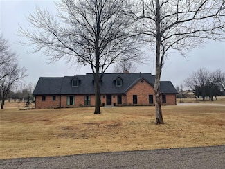 131 Deer Creek Rd, Edmond, OK 73012