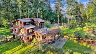 3542 Constitution Rd, Lummi Island, WA 98262