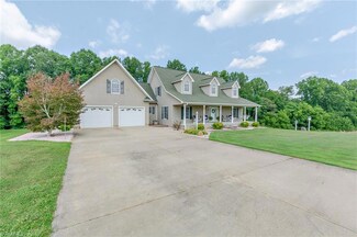 187 Circle Ridge Dr, Dobson, NC 27017