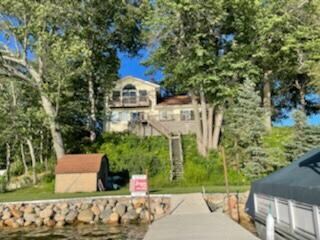 10854 South Dr, Plainwell, MI 49080