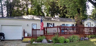 635 Lane 221 Hamilton Lake, Hamilton, IN 46742
