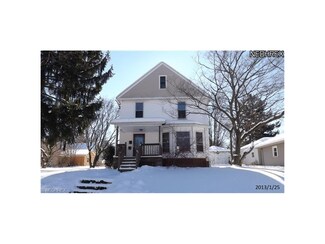 1916 E 39th St, Ashtabula, OH 44004