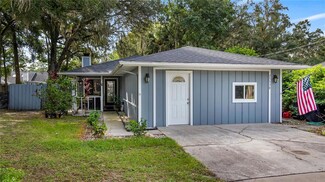 25538 Lido Ave, Sorrento, FL 32776