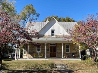 2431 S Main St, Burlington, IA 52601