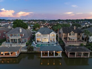 2518 Du Lac Trace, Seabrook, TX 77586