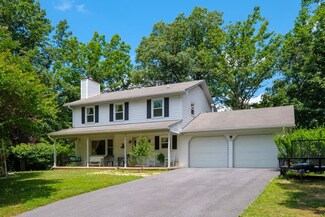 52 Sugarcamp Ln, Stuarts Draft, VA 24477