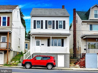 231 S Lehigh Ave, Frackville, PA 17931