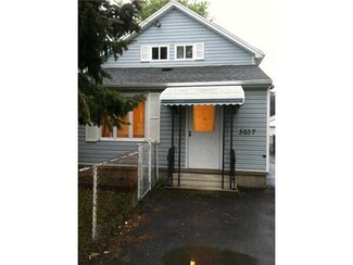 3037 Saint Paul St, Niagara Falls, NY 14305