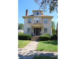 176 Circuit Rd, Winthrop, MA 02152