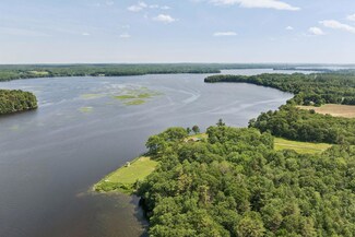 47 Island View Ln, Bowdoinham, ME 04008