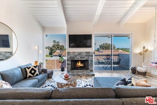 28374 Rey de Copas Ln, Malibu, CA 90265