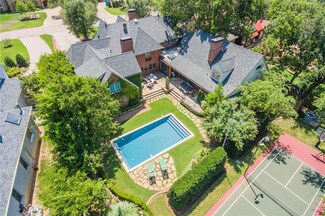 1213 Larchmont Ln, Nichols Hills, OK 73116