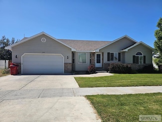 3292 E Sweet Briar Dr, Idaho Falls, ID 83401
