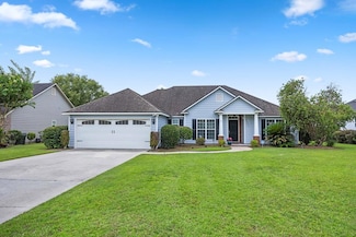 5221 Carys Brook Dr, Hahira, GA 31632
