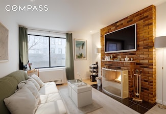 160 E 26th St Unit 2-F, New York, NY 10010