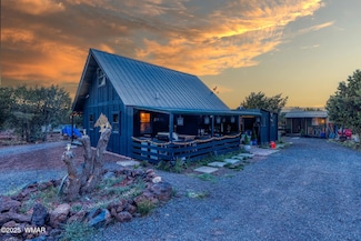 3 Rd, Vernon, AZ 85940