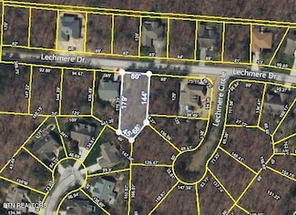 135 Lechmere Dr, Crossville, TN 38558