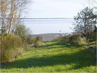 50E, 50F Mcgrath Ln, Searsport, ME 04974