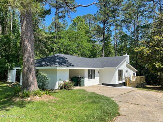 85531 Diamondhead Dr W, Diamondhead, MS 39525