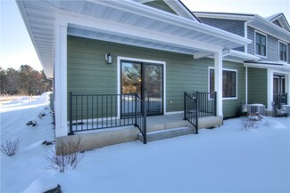 2315 Lake Rd, Altoona, WI 54720