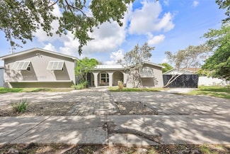 10220 SW 108th St, Miami, FL 33176