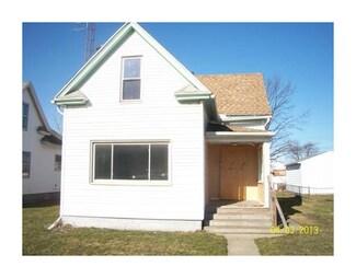 709 Philippa St, South Bend, IN 46619