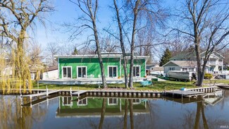 6650 S 075 E, Wolcottville, IN 46795