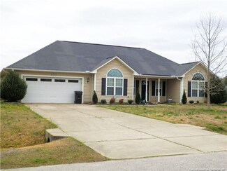439 Carolina Oaks Cir, Linden, NC 28356