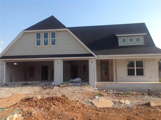 363 Mill Park Ln, Springdale, AR 72762
