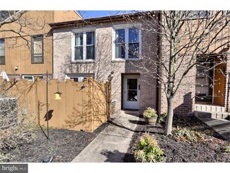 6 Pinehurst Ct Unit 6, Reading, PA 19607