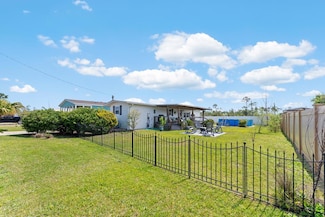 208 3rd St, Mexico Beach, FL 32456