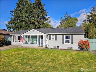 9011 Waverly Dr SW, Lakewood, WA 98499