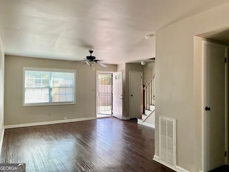 493 King Arnold St Unit 3, Hapeville, GA 30354