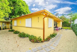 817 NW 12th Ave, Fort Lauderdale, FL 33311