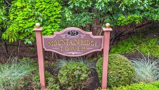 375 Rifle Camp Rd Unit 400, Woodland Park, NJ 07424