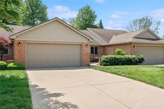 1462 Dee Anne Dr, Xenia, OH 45385