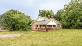 2312 Cole Rd, Winston Salem, NC 27107
