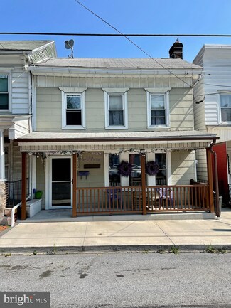 560 Sunbury St, Minersville, PA 17954