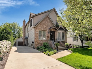 409 Dawn Ave, Glen Ellyn, IL 60137