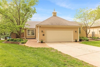 12715 Cambridge Ln, Leawood, KS 66209