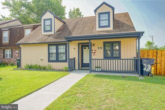 28 Noble Rd, Sicklerville, NJ 08081