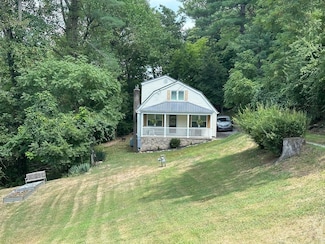 1460 Spring Valley Cir, Huntington, WV 25704