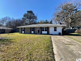 220 W Heights Dr, West Monroe, LA 71292