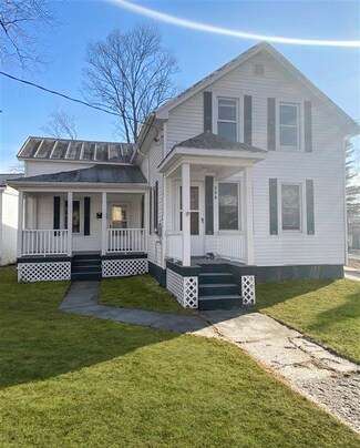 256 Lake St, Saint Albans, VT 05478