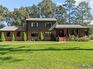 2932 Brook Blvd, Quinton, VA 23141