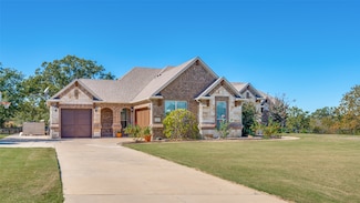 1450 Woodland Dr, Cross Roads, TX 76227