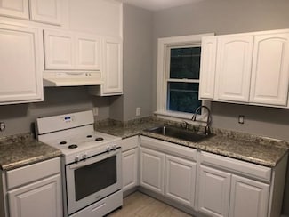 468 Linden St Unit 2, Fall River, MA 02720