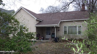 84 Elm St, Eminence, KY 40019