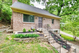 35 Tower Hill Rd, Fort Thomas, KY 41075